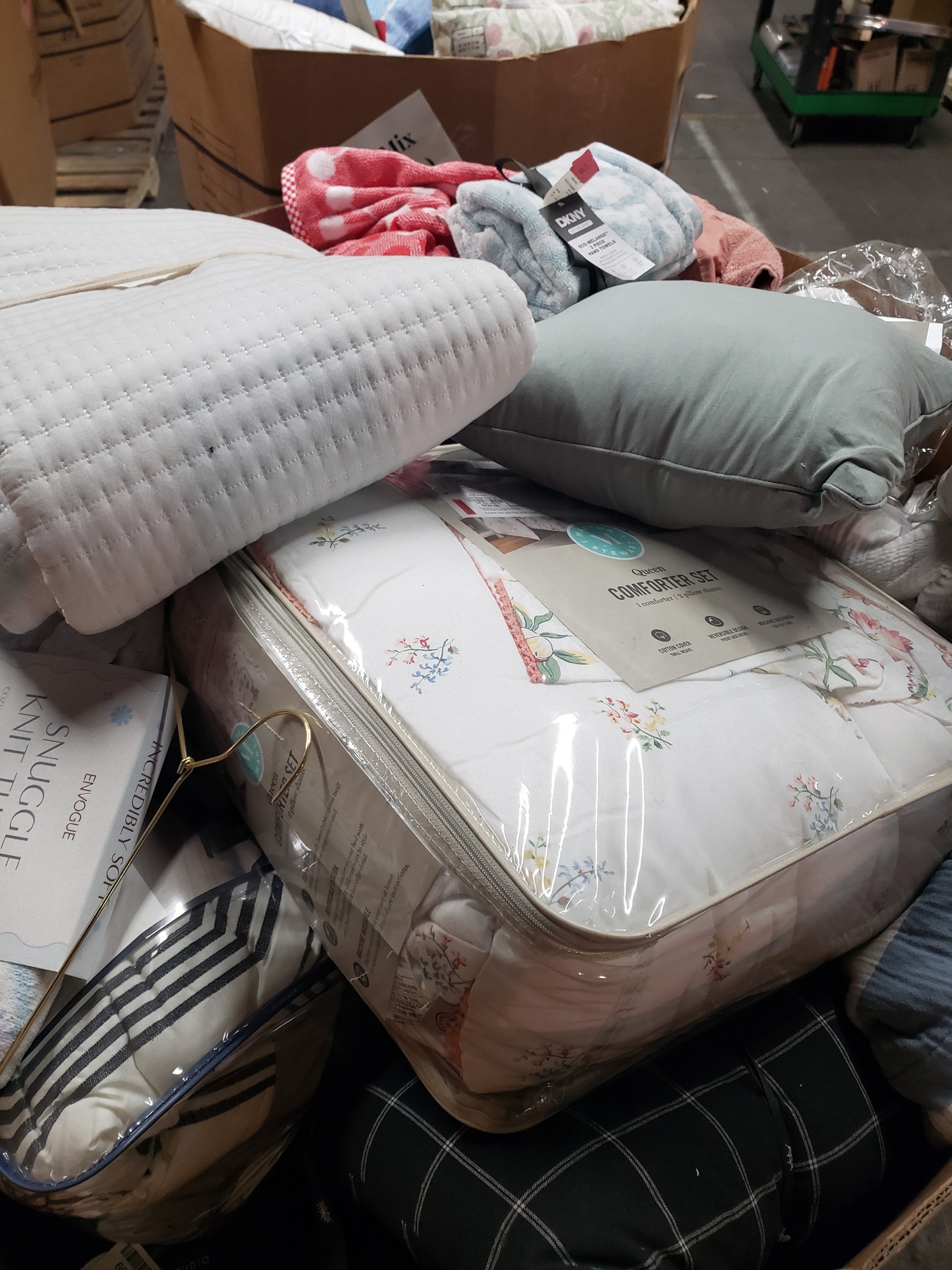 additional/TJ-Maxx-softgoods-domestics-tru-5.jpeg