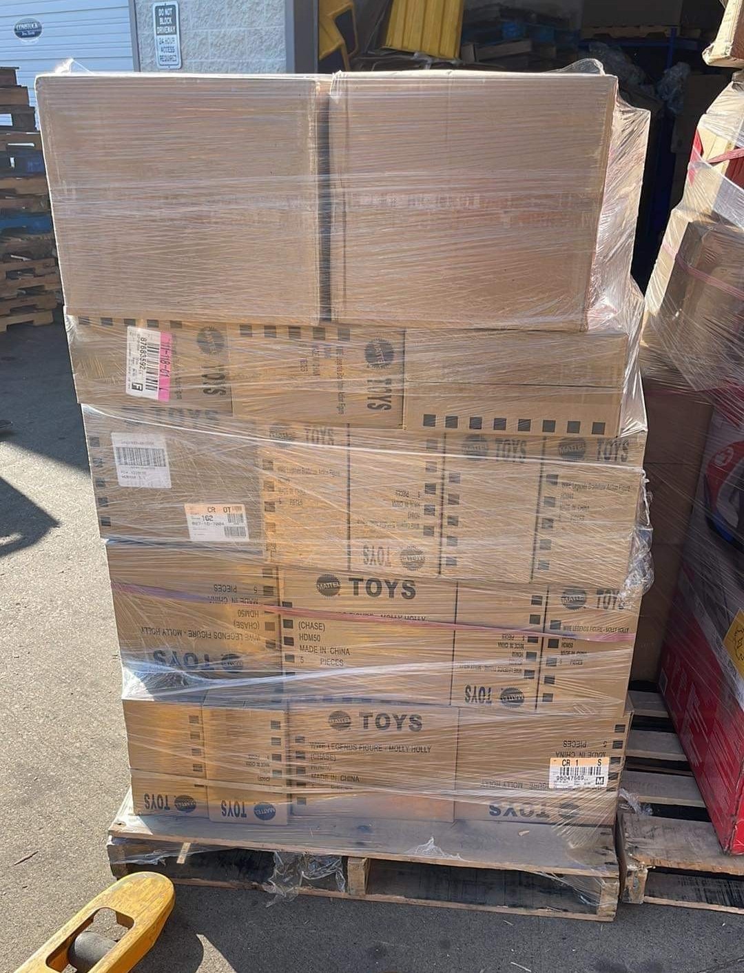 Target Casepack Clothing Wholesale Truckload : Wholesale Pallets ...