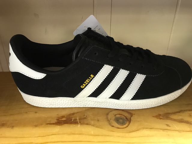 additional/adidas-wholeasale-sneaker-pallets-7.jpg