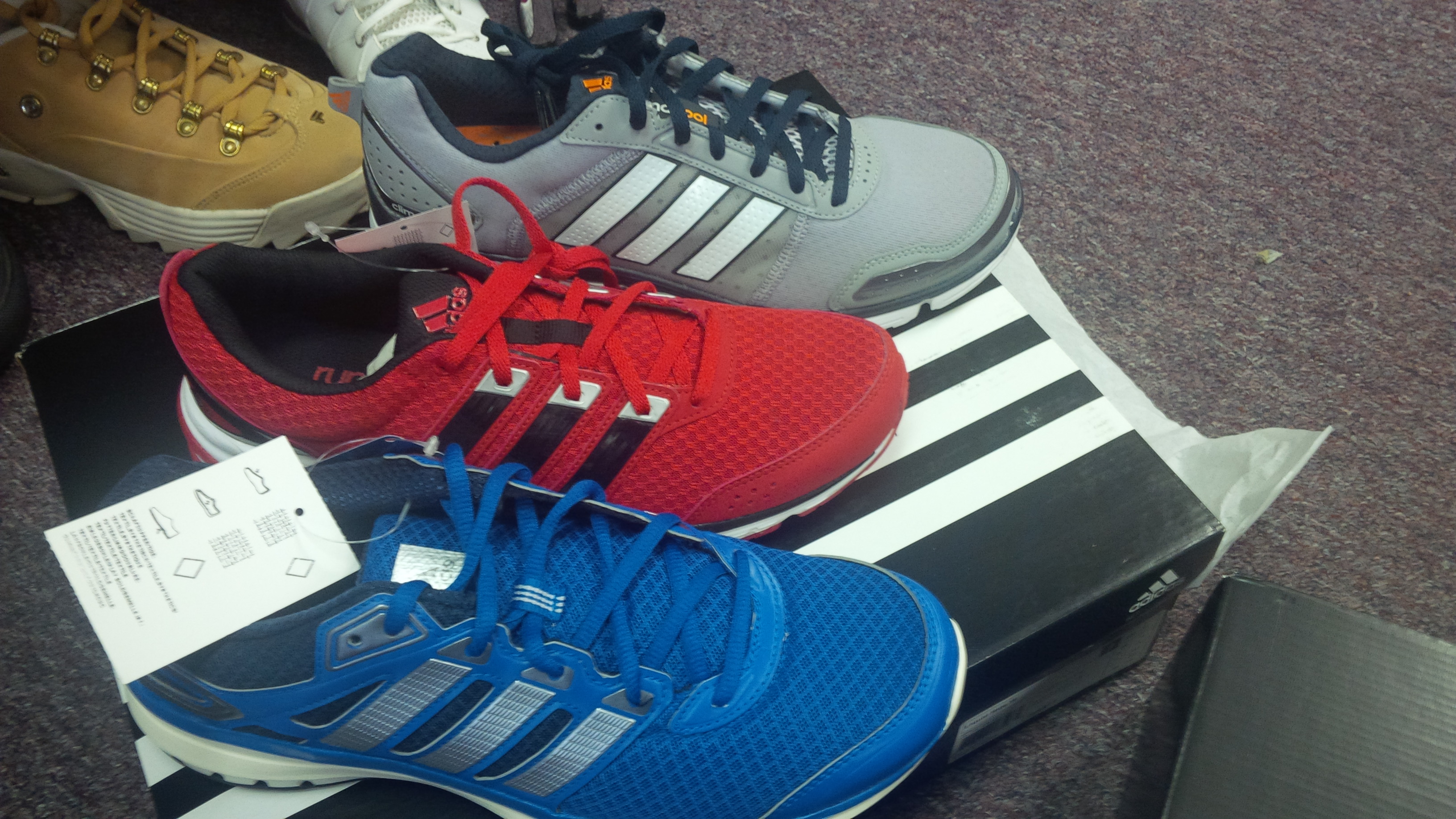 additional/adidas-wholesale-sneaker-pallets-1.jpg
