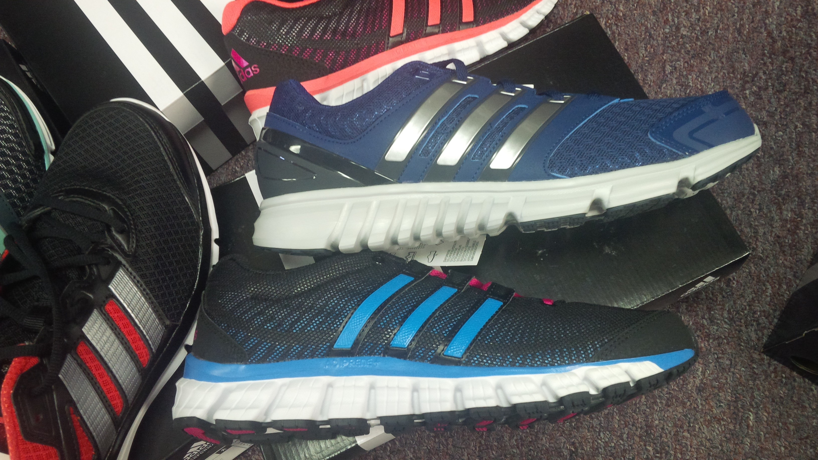 additional/adidas-wholesale-sneaker-pallets-6.jpg