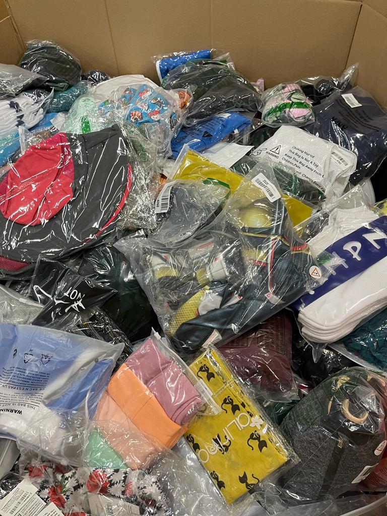additional/amazon-clothing-pallets-wholesale-12.jpg