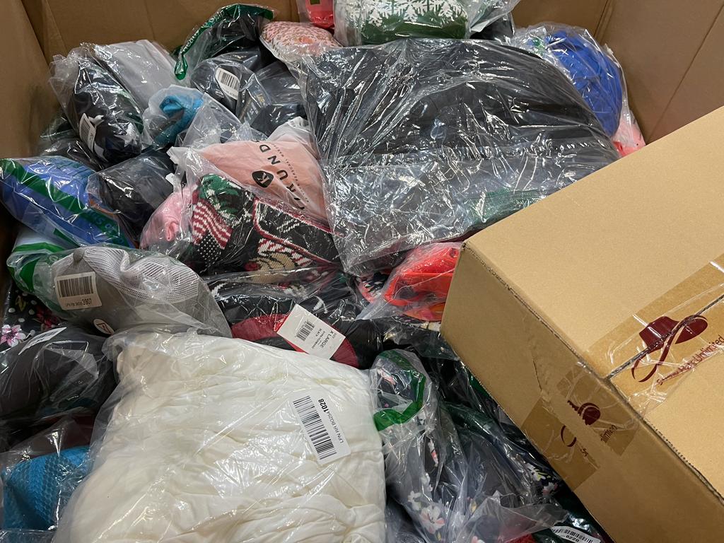 additional/amazon-clothing-pallets-wholesale-19.jpg