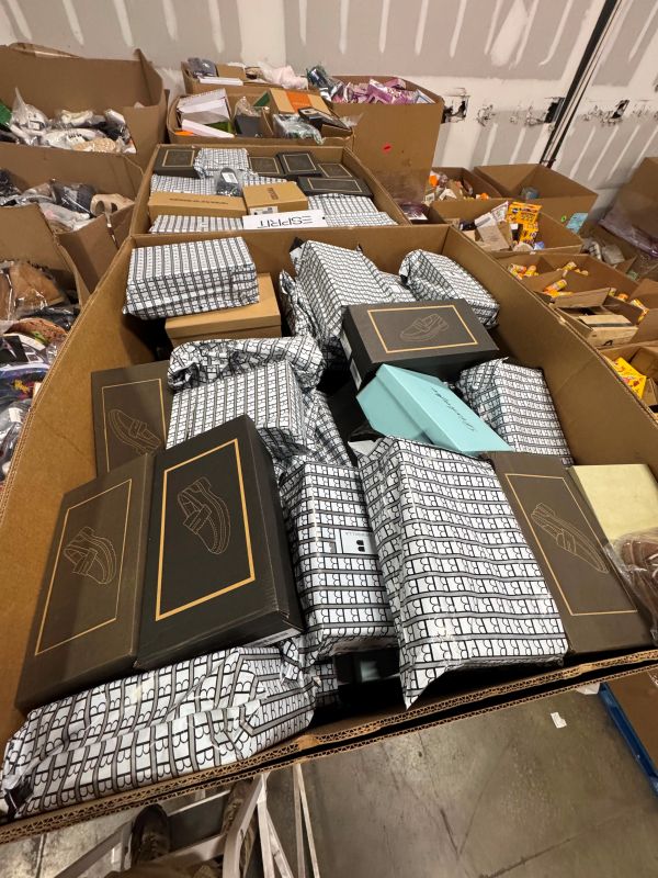 additional/amazon-wholesale-shoes-gaylords-3.jpg