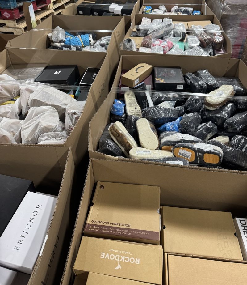 additional/amazon-wholesale-shoes-pallets-truckloads-6.jpg