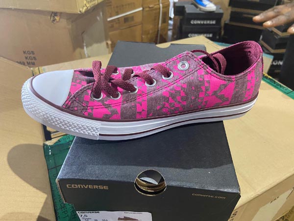 additional/converse-allstar-wholesale-sneaker-pallet-3.jpg