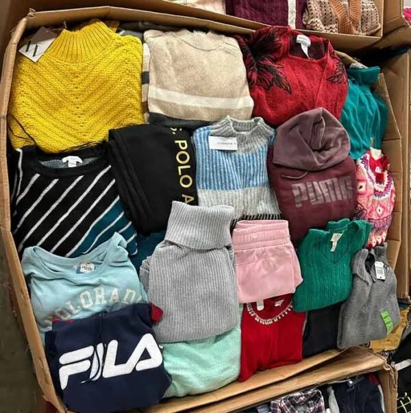 additional/jc-penney-wholesale-clothing-pallets-2.jpg