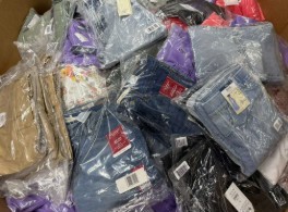 additional/walmart-wholesale-clothing-truckload-20.jpg