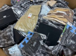 additional/walmart-wholesale-clothing-truckload-32.jpg