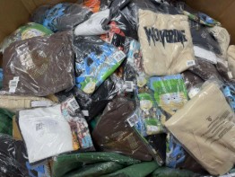 additional/walmart-wholesale-clothing-truckload-35.jpg