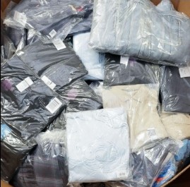 additional/walmart-wholesale-clothing-truckload-39.jpg