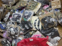 additional/walmart-wholesale-clothing-truckload-43.jpg