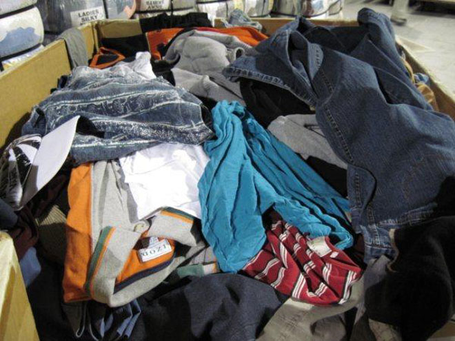 additional/wholeale-used-clothing-bales-grade-A-5.jpg