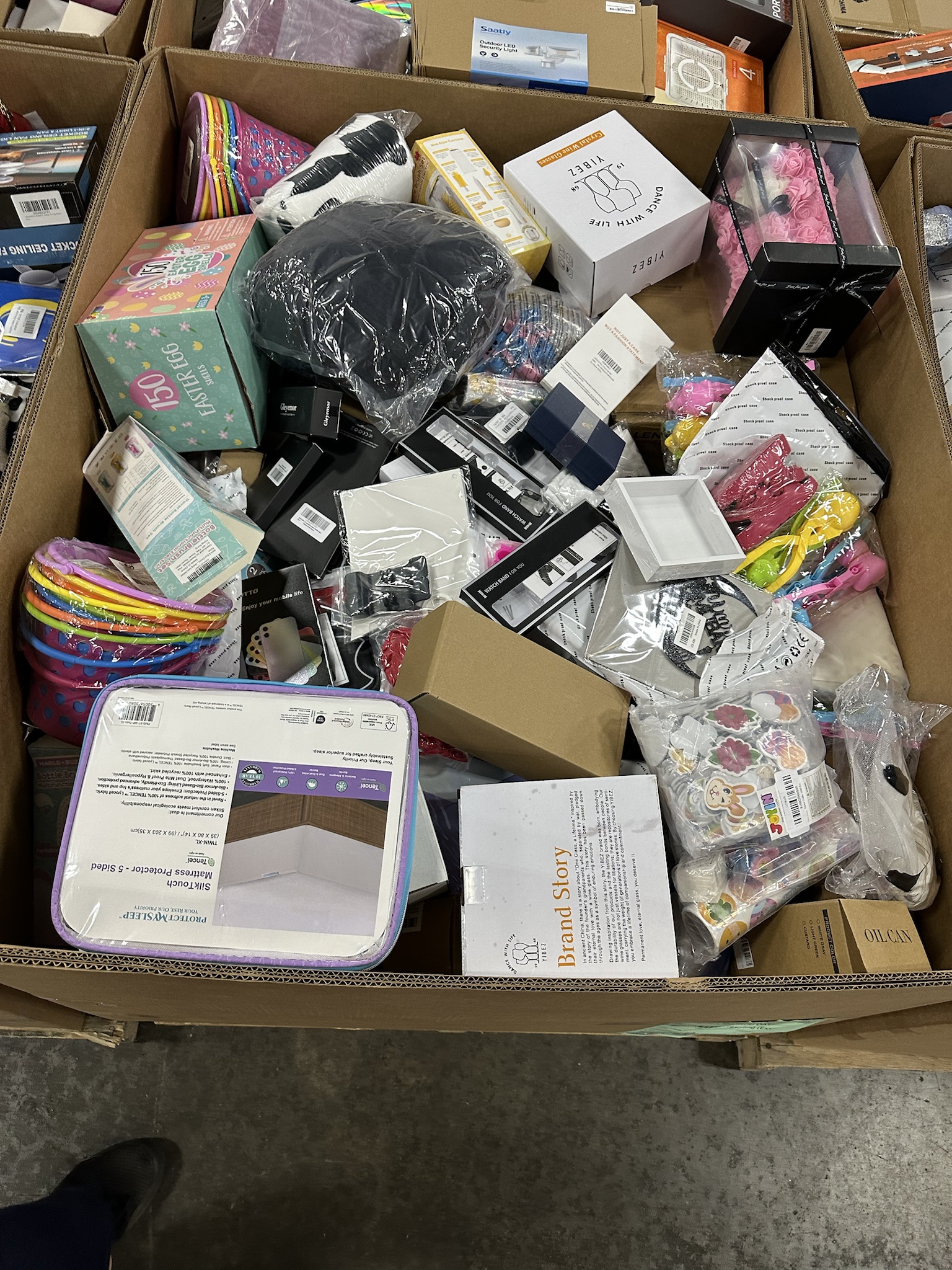 additional/wholesale-amazon-FC-new-overstock-general-merchandise-truckloads-16.jpeg