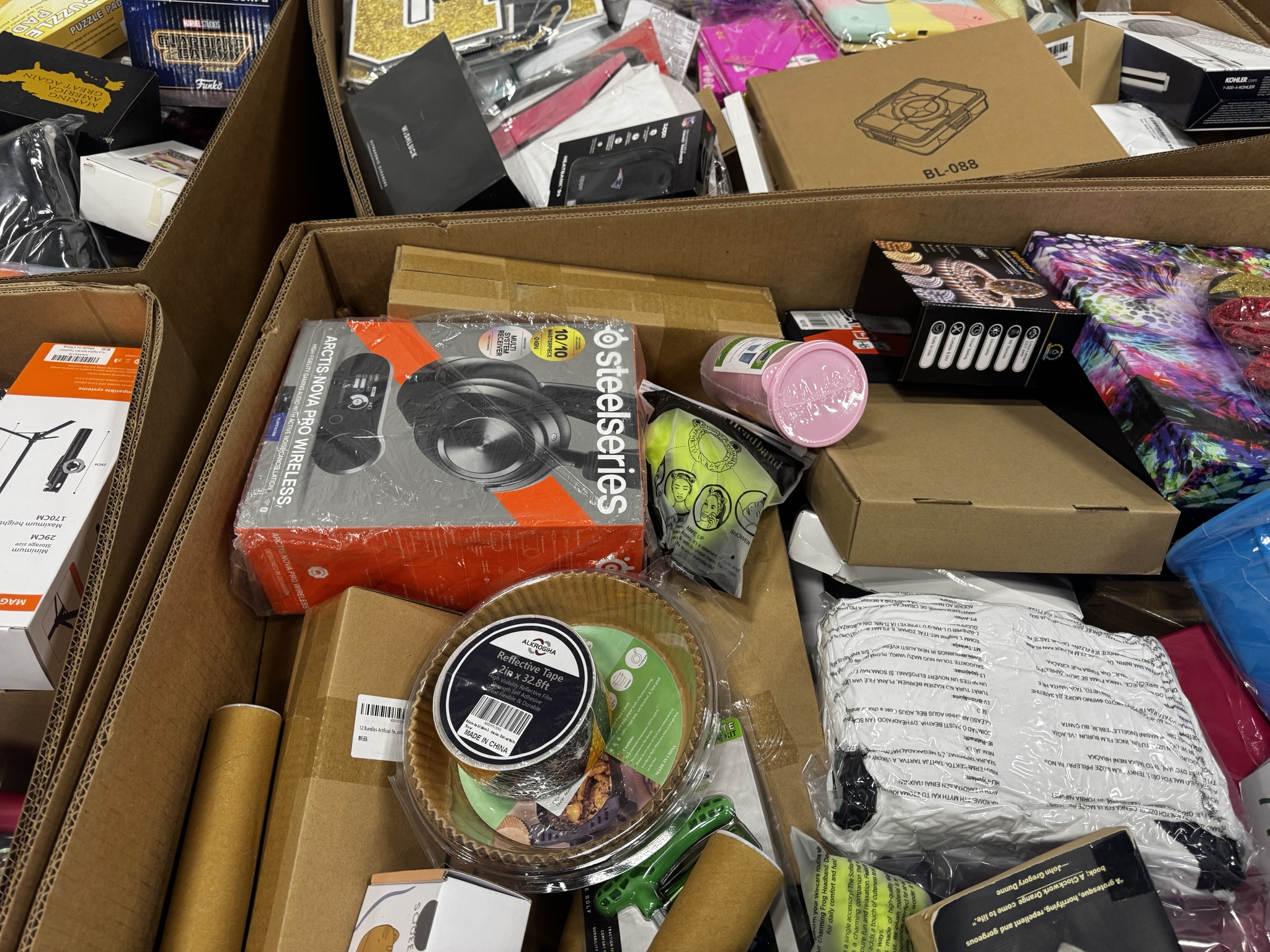 additional/wholesale-amazon-FC-new-overstock-general-merchandise-truckloads-23.jpeg