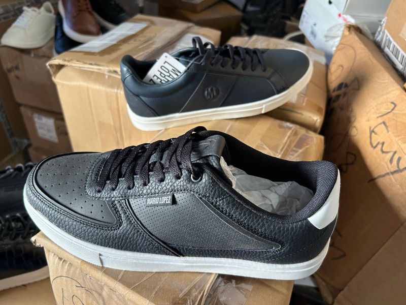 additional/wholesale-athletic-shoes-sneakers-container-special-10.jpg
