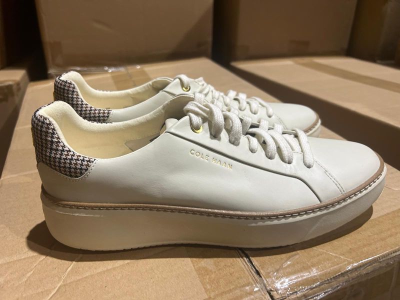 additional/wholesale-athletic-shoes-sneakers-container-special-14.jpg