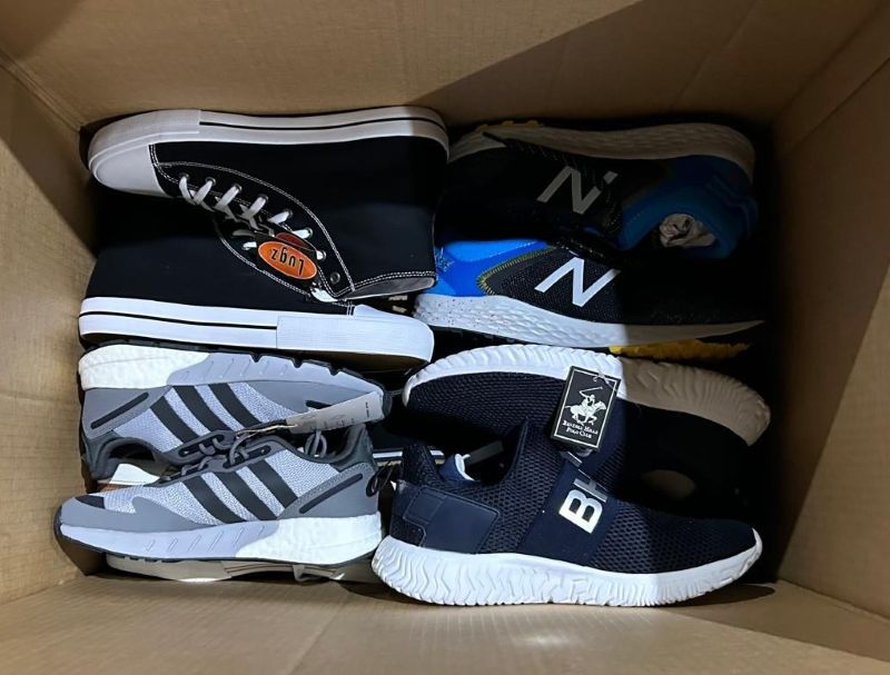 additional/wholesale-athletic-shoes-sneakers-container-special-18.jpg