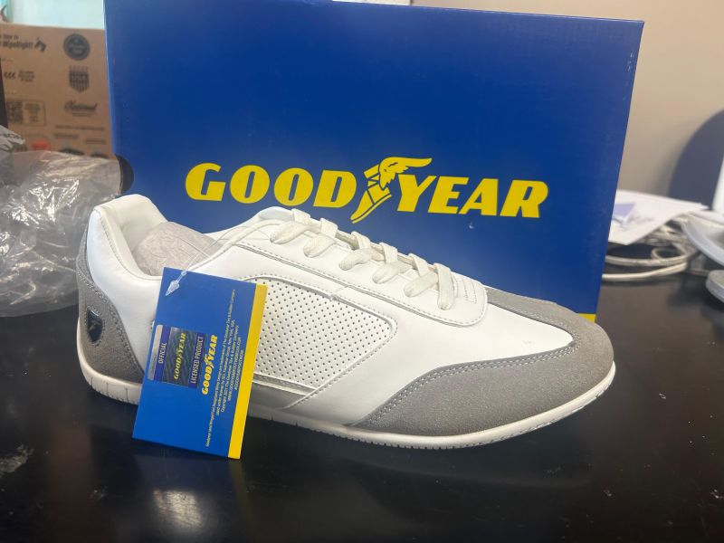 additional/wholesale-athletic-shoes-sneakers-container-special-7.jpg