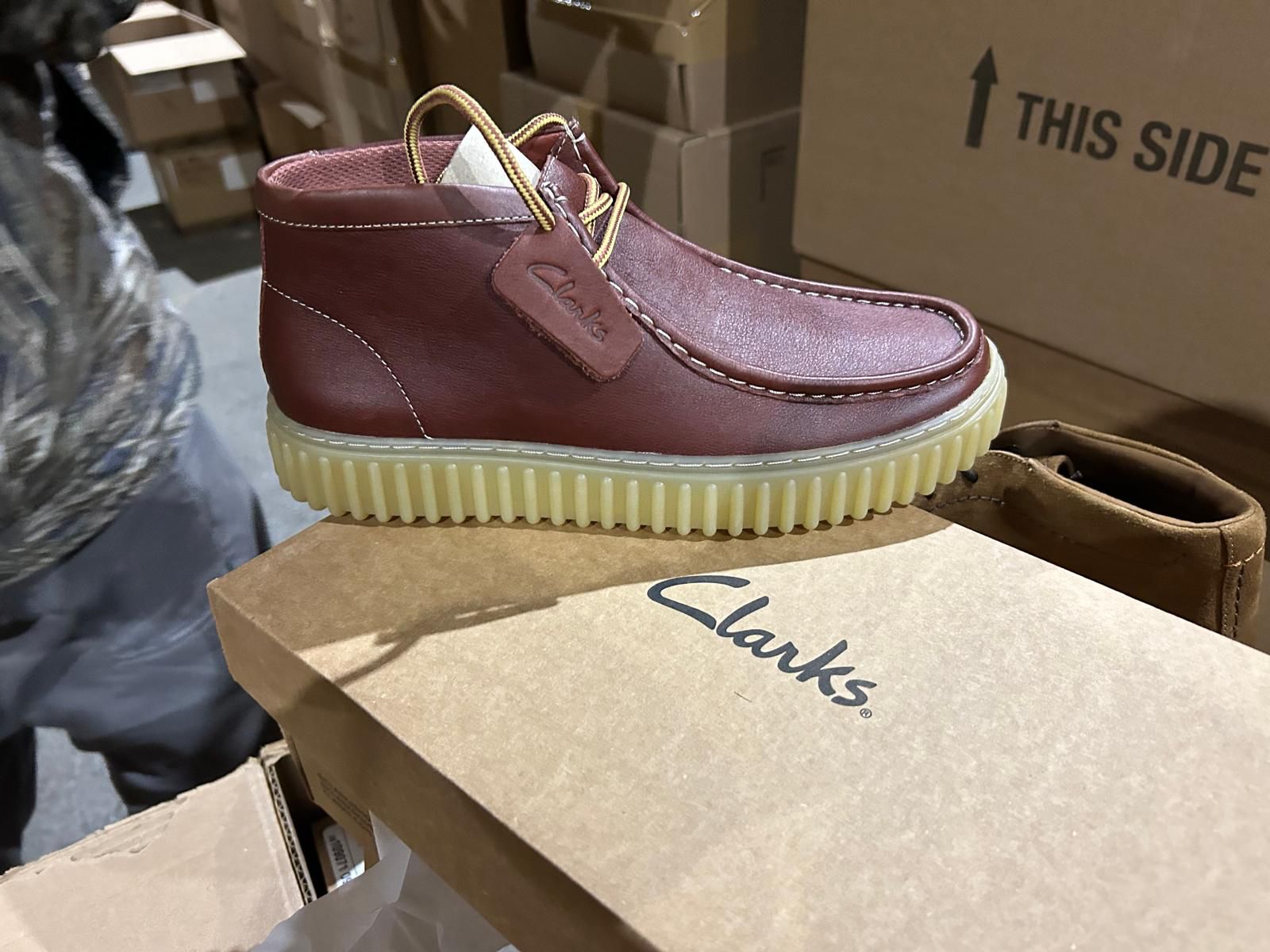 additional/wholesale-clarks-boots-shoes-3.jpeg