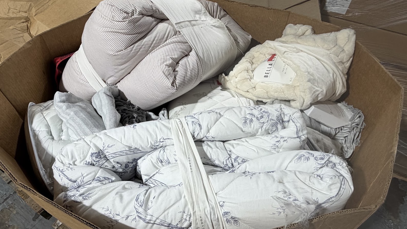additional/wholesale-marshalls-domestics-pallets-6.jpg