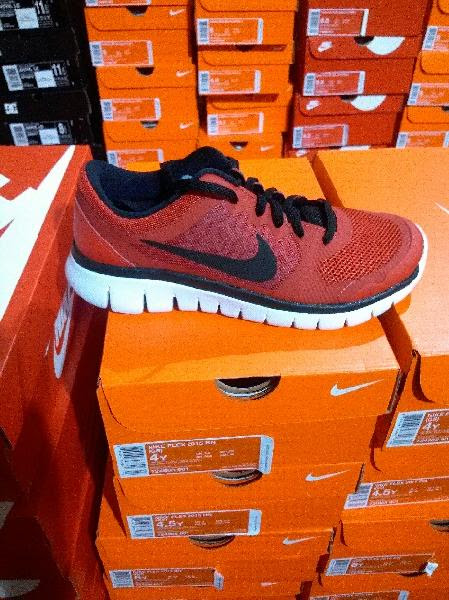 additional/wholesale-nike-sneaker-pallet-33.jpg