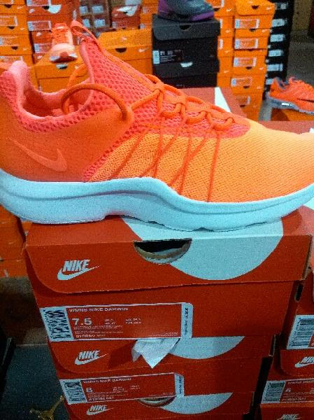 additional/wholesale-nike-sneaker-pallet-37.jpg