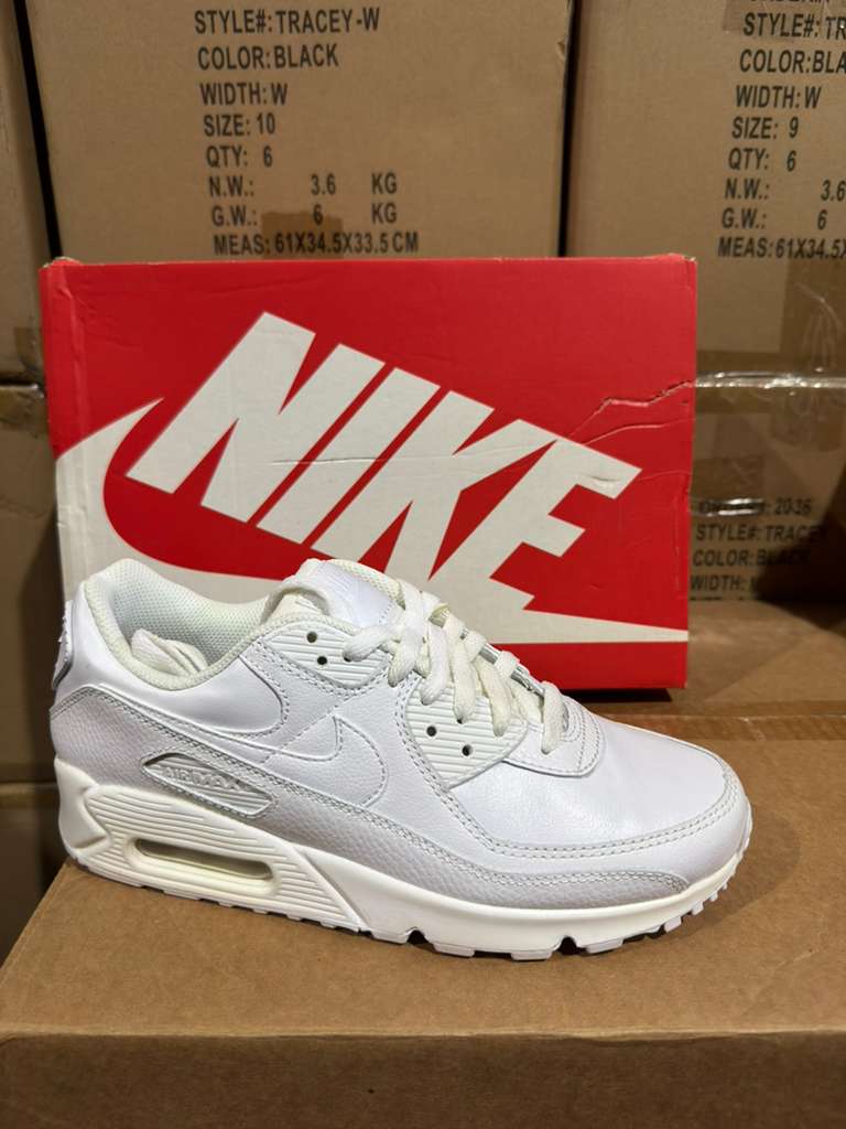additional/wholesale-nike-sneaker-pallet-4.jpeg