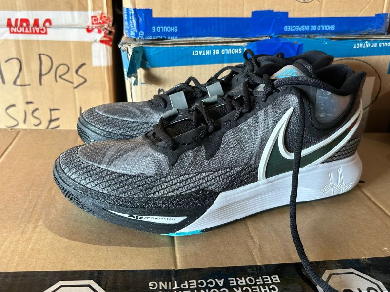 additional/wholesale-nike-sneaker-pallet-44.jpg