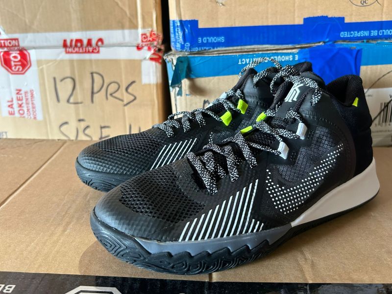 additional/wholesale-nike-sneaker-pallet-48.jpg