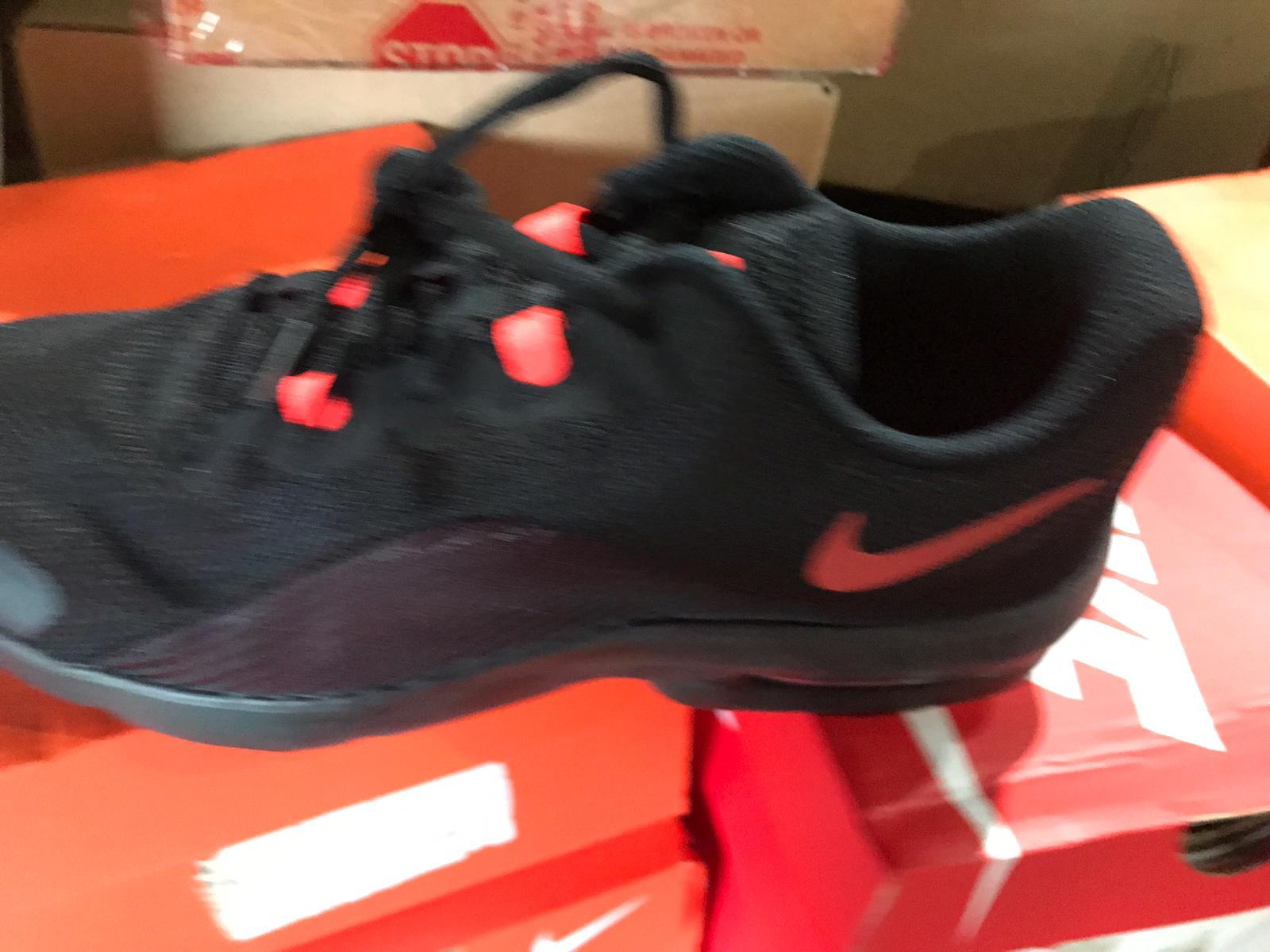 additional/wholesale-nike-sneaker-pallet-56.jpg