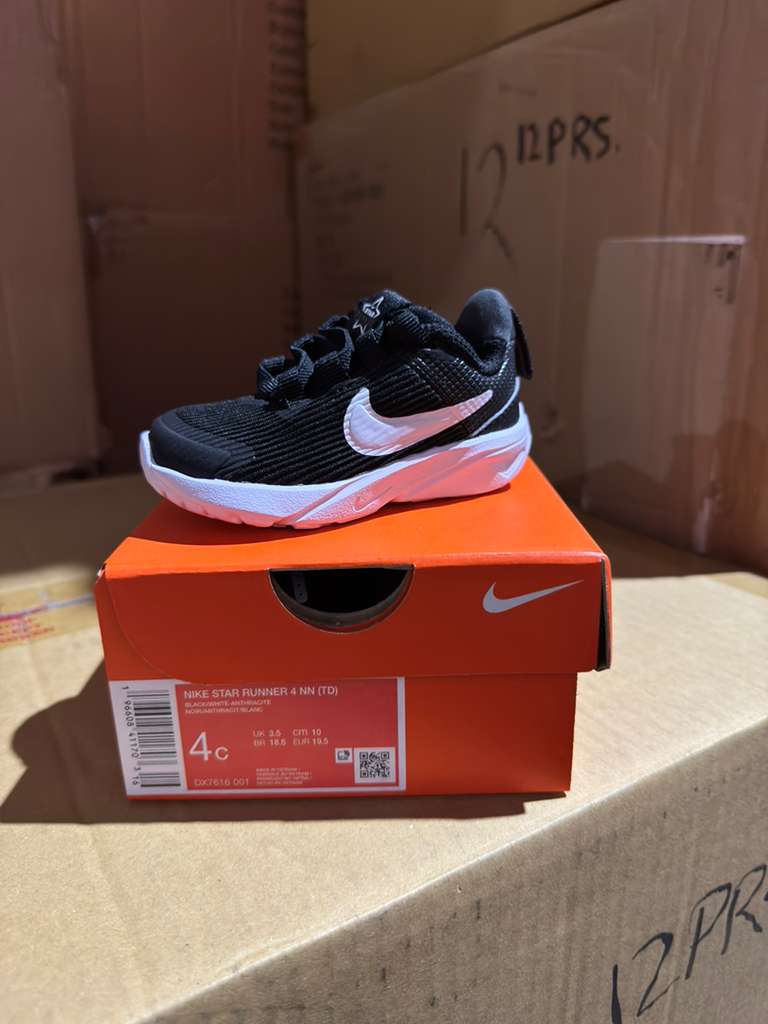 additional/wholesale-nike-sneaker-pallet-6.jpeg