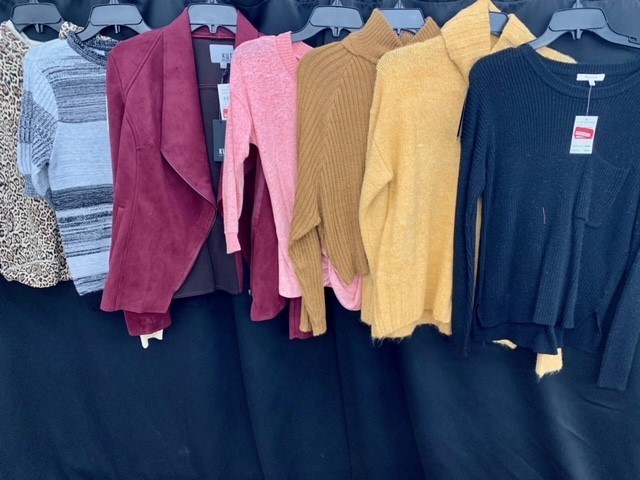 additional/wholesale-nordstrom-high-end-clothing-pallets-11.jpg