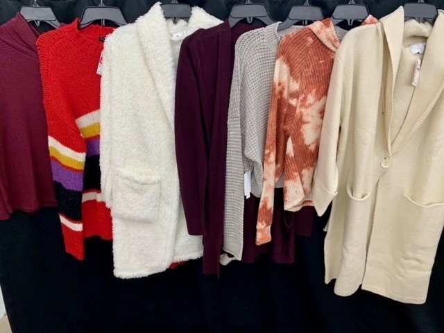 additional/wholesale-nordstrom-high-end-clothing-pallets-14.jpg
