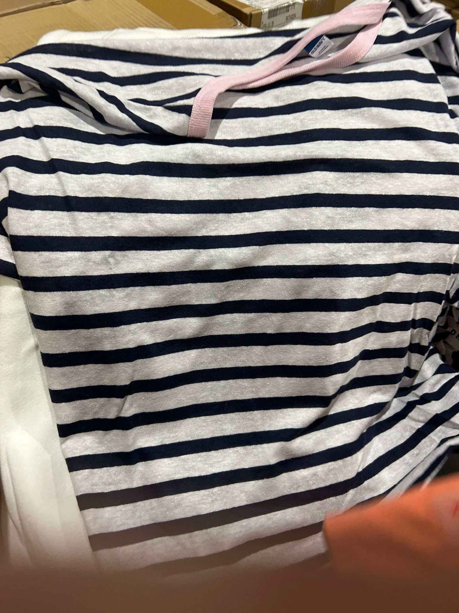 additional/wholesale-old-navy-clothing-pallets-10.jpg
