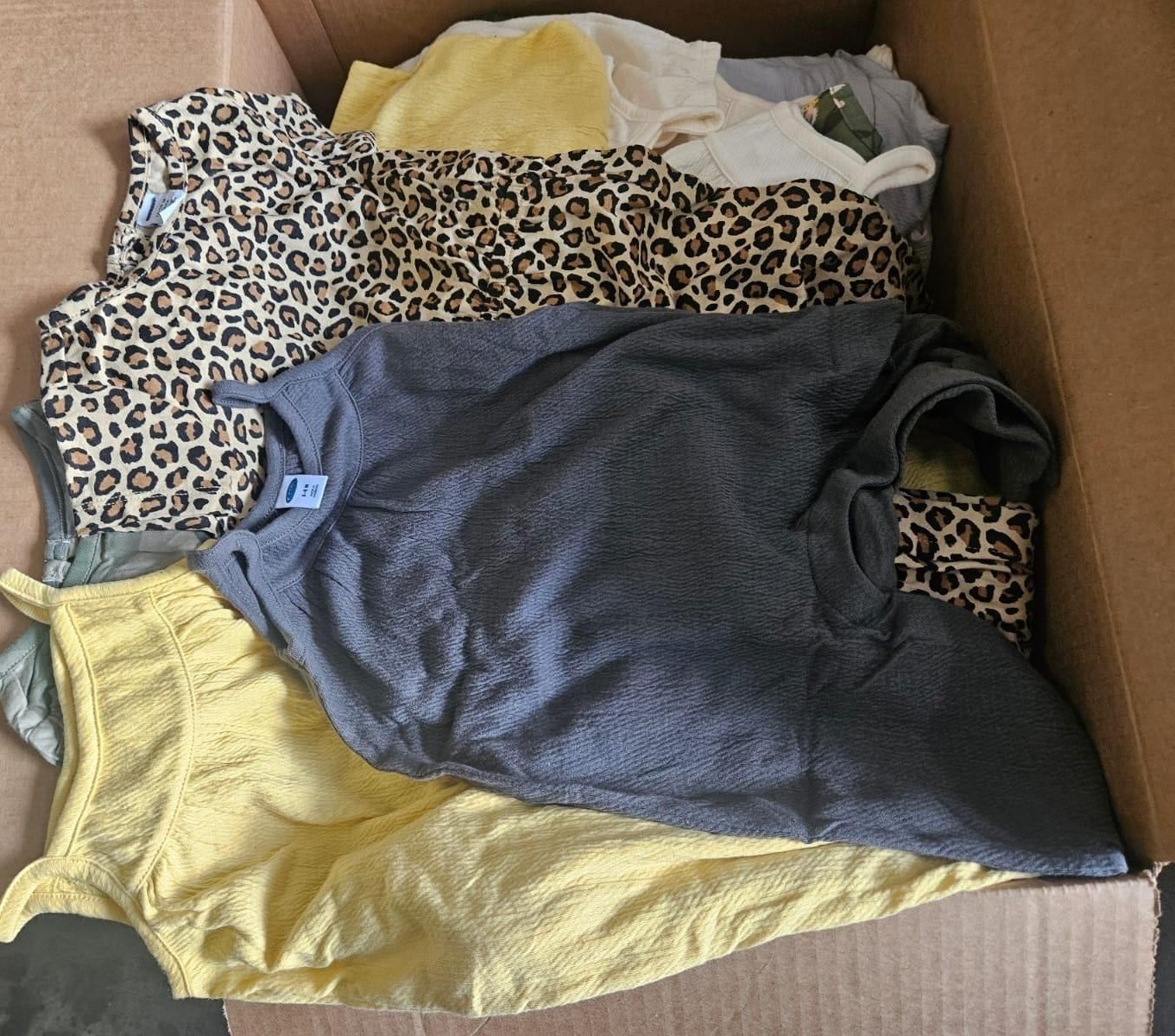 additional/wholesale-old-navy-clothing-pallets-15.jpg