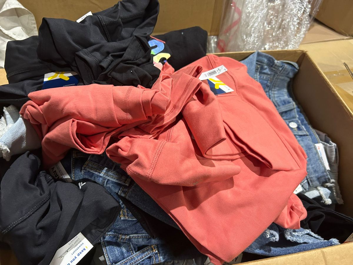 additional/wholesale-old-navy-clothing-pallets-7.jpg