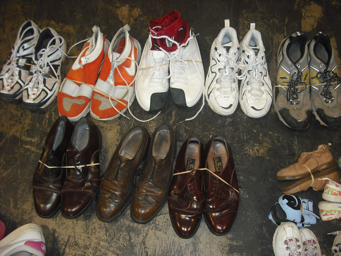 additional/wholesale-premiun-used-shoes-bales-grade-a-2.jpg