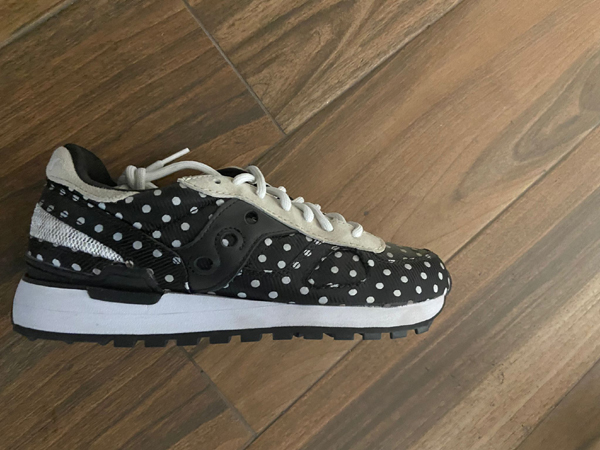 additional/wholesale-saucony-sneakers-pallets-3.jpeg
