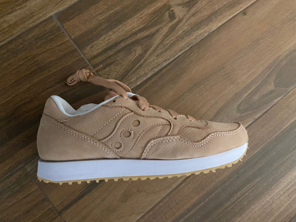 additional/wholesale-saucony-sneakers-pallets-4.jpeg