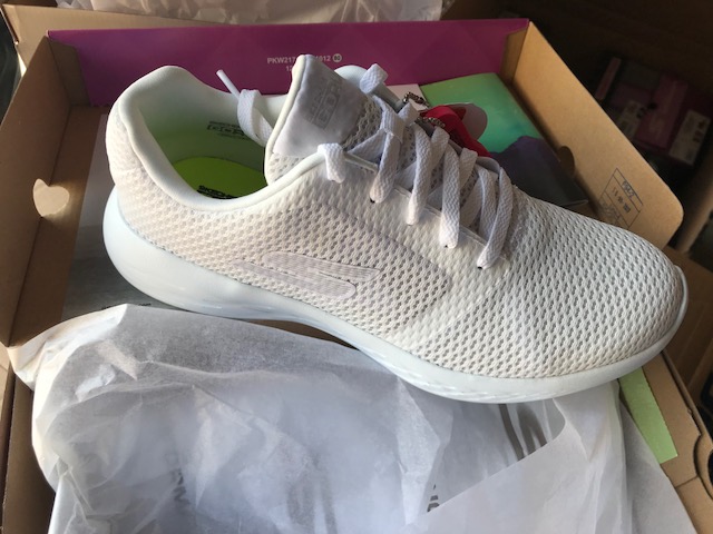 additional/wholesale-skechers-sneakers-pallets-16.jpg