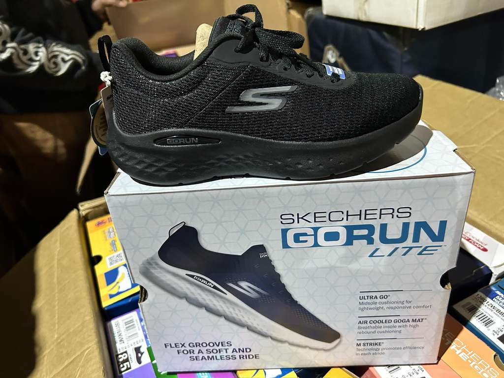 additional/wholesale-skechers-sneakers-pallets-5.jpeg
