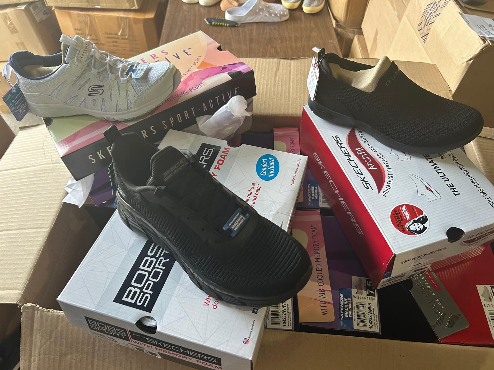 additional/wholesale-skechers-sneakers-pallets-9.jpeg