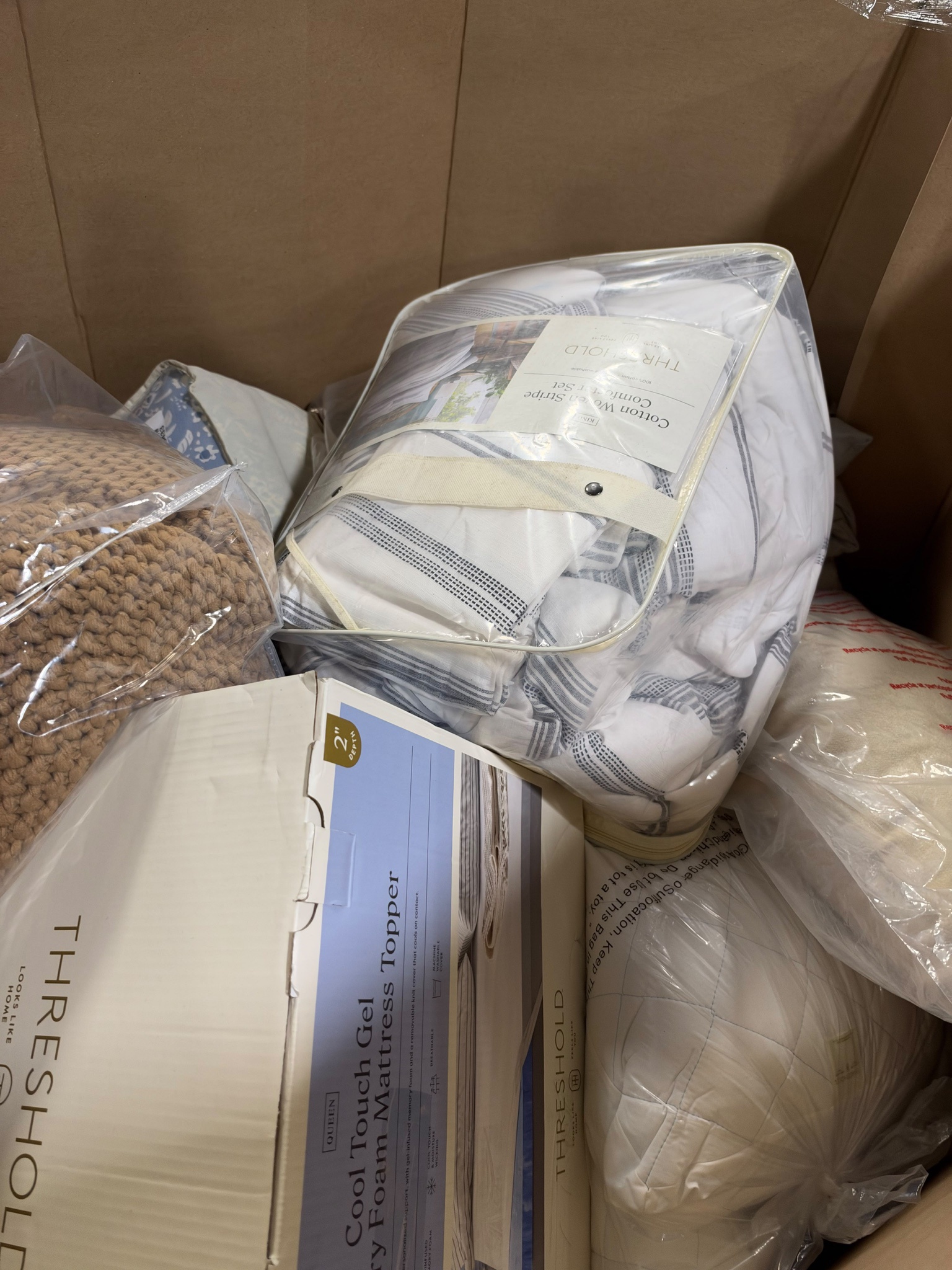 additional/wholesale-target-IRC-general-merchandise-liquidation-overstock-pallet-truckloads-13.jpeg