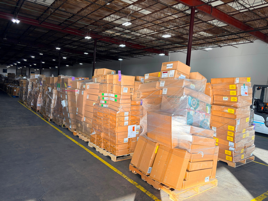 additional/wholesale-target-case-pack-clothing-apparel-pallets-4.jpeg