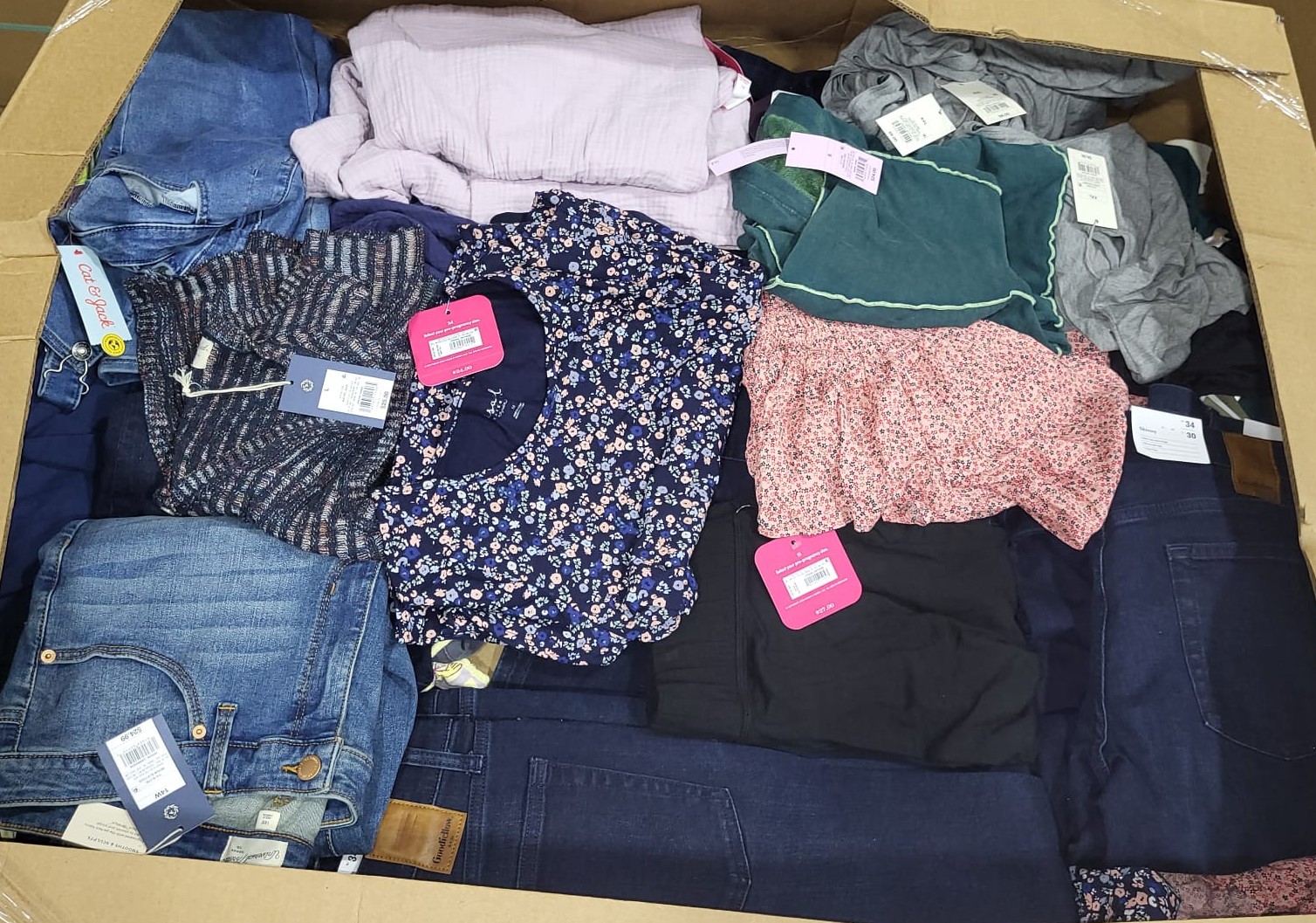 additional/wholesale-target-clothing-pallets-truckloads-7.jpg