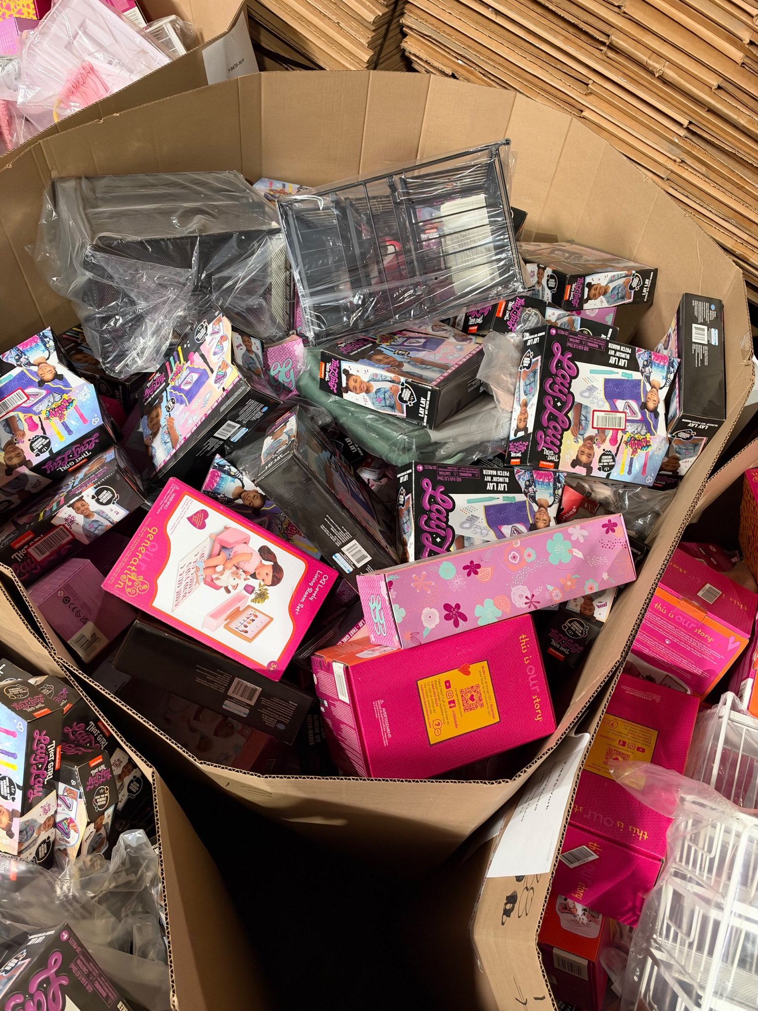 additional/wholesale-target-fc-general-merchandise-liquidation-truckloads-4.jpeg