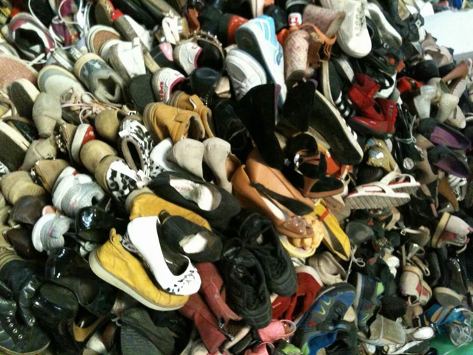 additional/wholesale-used-shoes-bales-grade-a-14.jpg