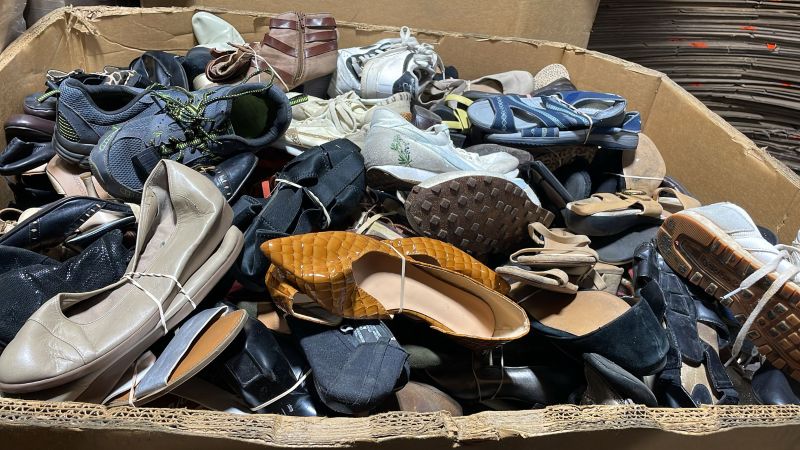 additional/wholesale-used-shoes-bales-grade-a-20.jpg