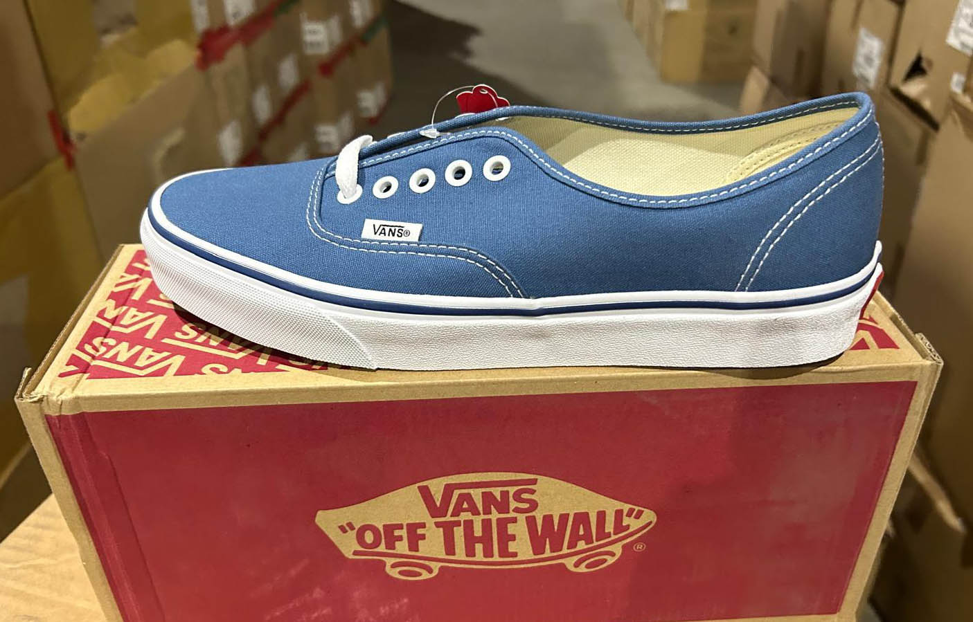 additional/wholesale-vans-sneakers-3.jpg